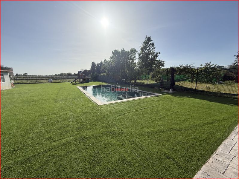 Foto 31283278-1908-4f1c-9bbc-f305b614a274. Xalet amb aparcament piscina a Escalona