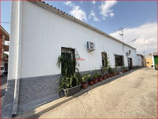 Maison jumelée à Quismondo. Departamento financiero propio sacando el 100% más gastos cumpli