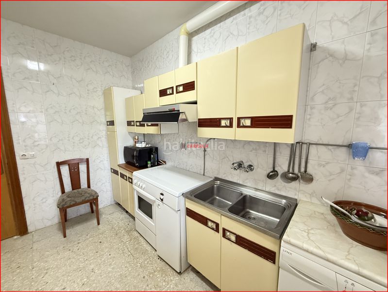 Foto ece4e0bc-5fff-4147-964c-b1eb03b54f6c. Casa adossada amb aparcament a Alcabón