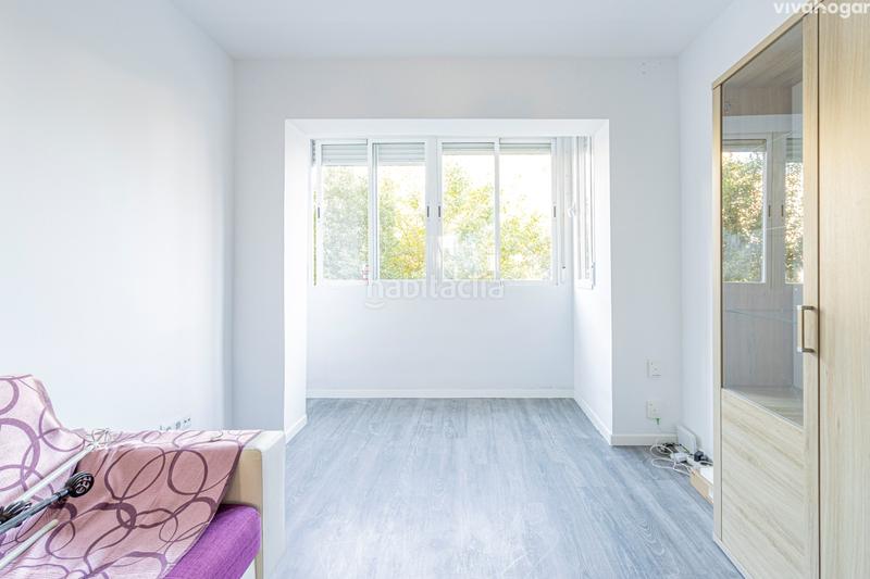 Foto 0b9c8cca-6671-48bf-b50a-b9e4def59cdb. Piso en Numancia Madrid