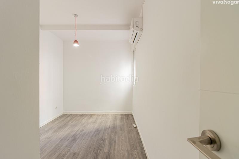 Foto 6dbd8df1-815b-44a6-a631-343877809d20. Piso en Numancia Madrid