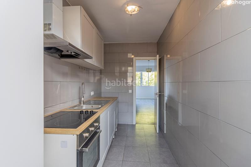 Foto d2470004-a943-4ace-8a5d-280f66afea57. Piso en Numancia Madrid