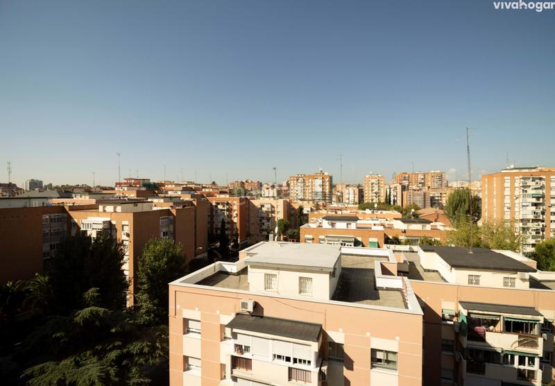 Foto f4e6e213-427d-4db7-8699-aadb6bb4ea05. Pis amb calefacció a Pinar del Rey Madrid