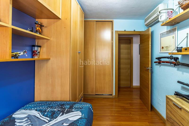 Foto 02f9a0a3-39c9-48b4-94f8-f77367f90a2d. Etagenwohnung mit parking in Palomeras Bajas Madrid