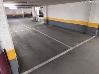 Parking voiture  Alcantara