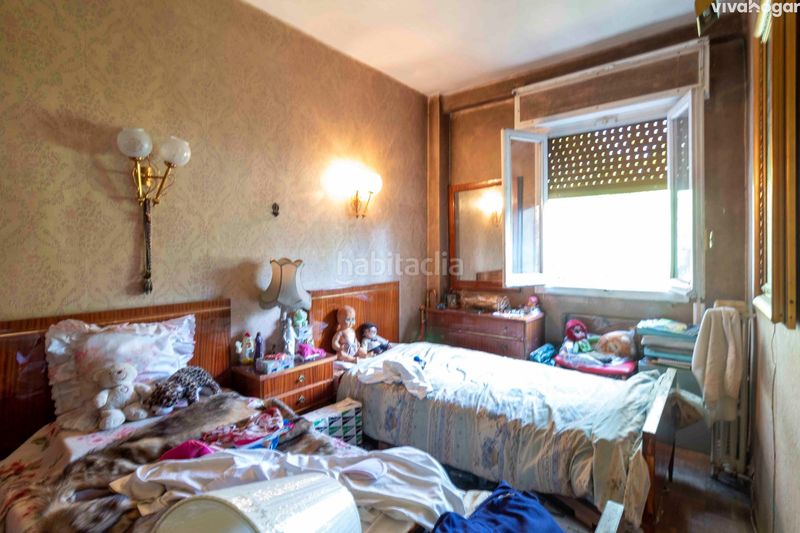 Foto b9cc7f88-ae5e-4a16-9782-790d133d8d61. Pis amb calefacció a Guindalera Madrid