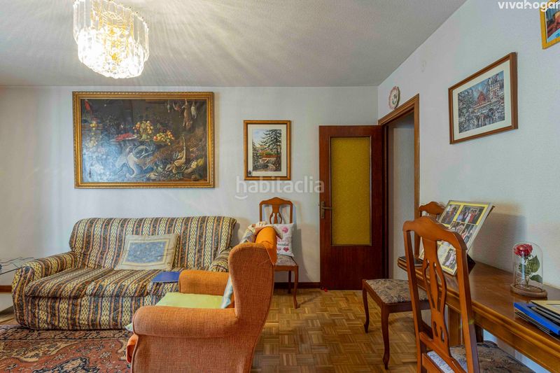 Foto d938180f-c820-4514-b421-fd467e3bcba3. Piso en Marroquina Madrid