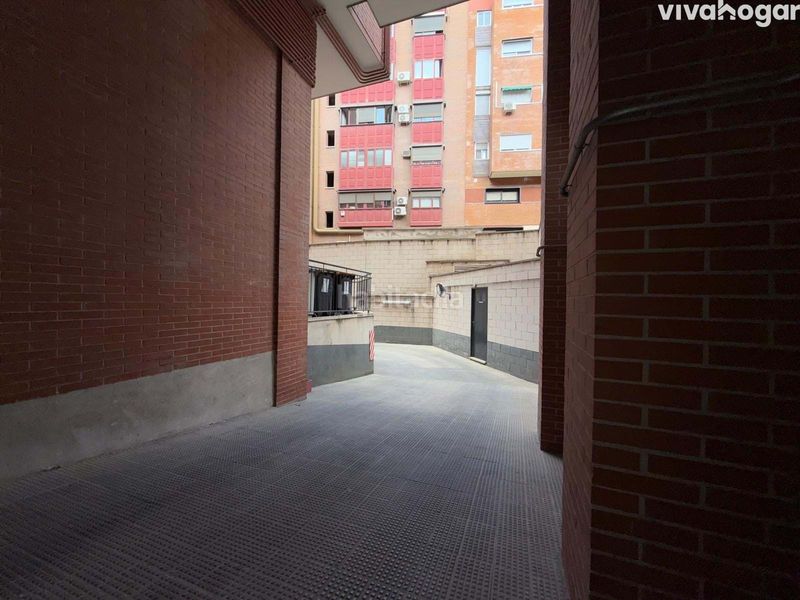 Foto 203acd76-3912-41eb-8d88-f15ed94b7a28. Aparcament cotxe a Guindalera Madrid