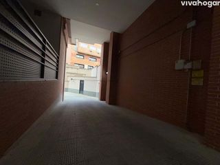 Aparcament cotxe a ERASO