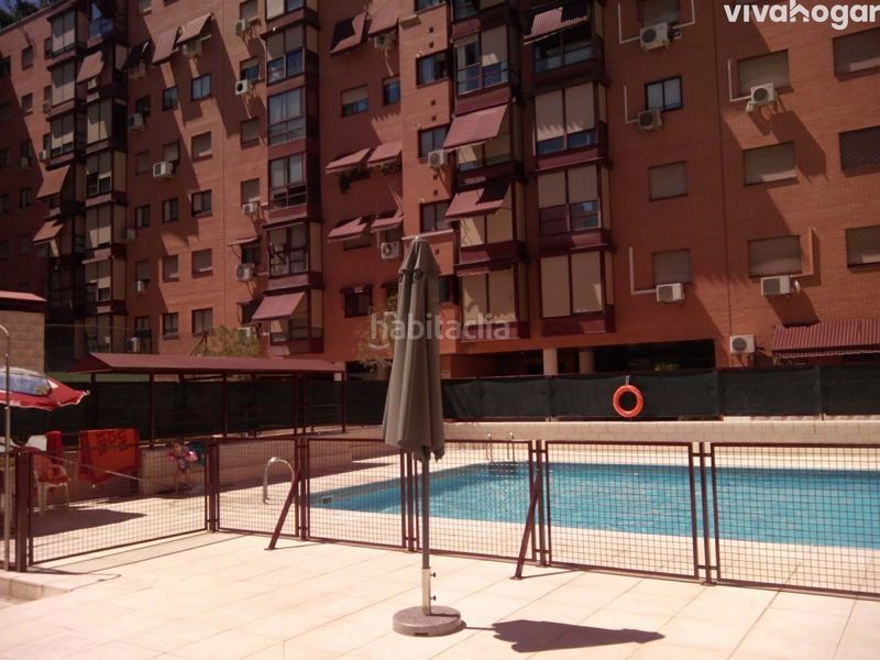 Foto 9ea57732-f0b7-469e-9235-1171a2baac9e. Pis amb calefacció aparcament piscina a San Fermín Madrid