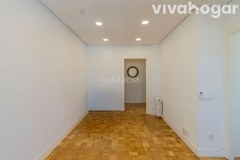 Foto cfdb47d4-afea-421d-a1d0-435c054e0ae0. Pis amb calefacció aparcament a Guindalera Madrid