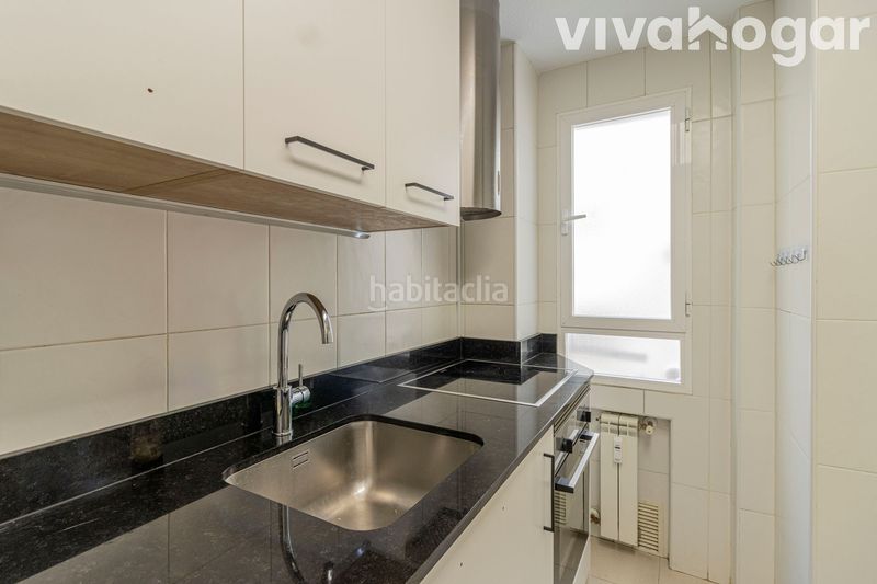 Foto e93c268b-c687-448c-804d-b35f934334e5. Pis amb calefacció aparcament a Guindalera Madrid