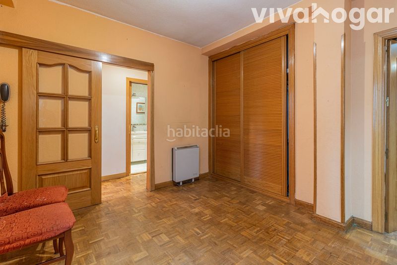 Foto af6cbf26-c0e3-4ece-bd53-eeea9afa24a0. Piso en Prosperidad Madrid