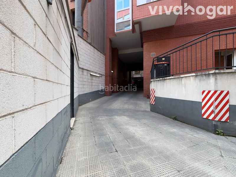 Foto 8b65274c-428a-4725-9615-a6e13f0e67c0. Aparcament cotxe a Guindalera Madrid