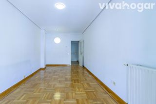 Etagenwohnung  Divino valles