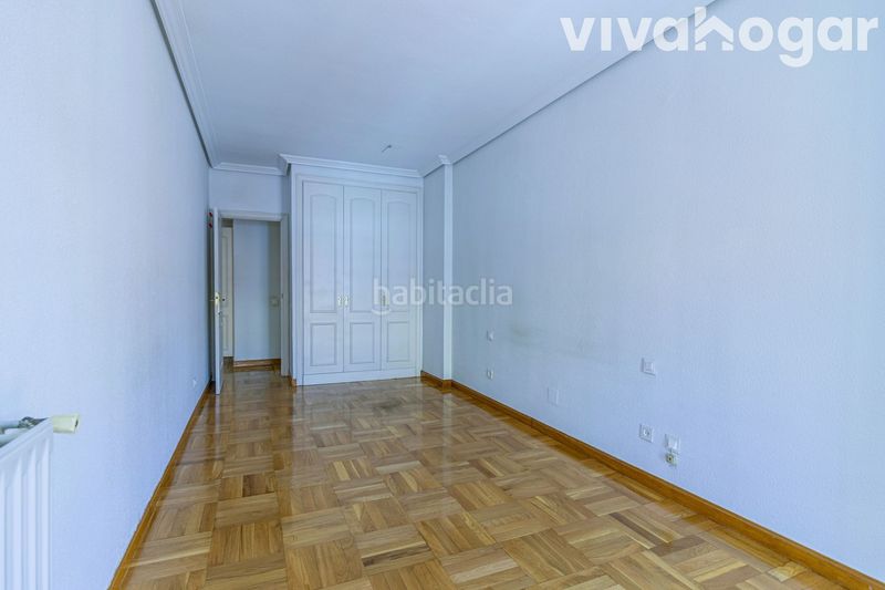 Foto a865ce38-92b0-4ad7-bb3b-8c4d932daf89. Pis amb calefacció aparcament piscina a Chopera Madrid