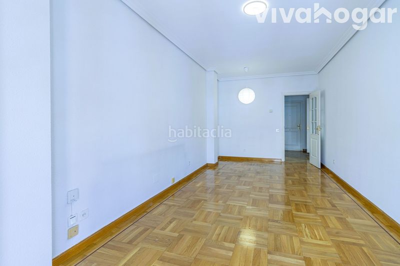 Foto 91a16844-4599-40f1-a4a4-c868ed07b5d4. Piso en Chopera Madrid