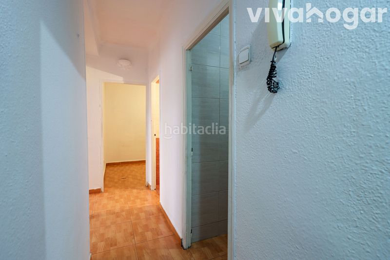 Foto cf1de10f-db7d-4a52-bd46-74884cebe808. Piso en Numancia Madrid