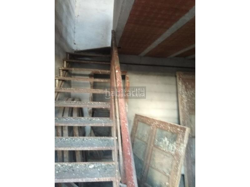 Foto cf627f67-4de3-43c2-9d72-fc163fb51e5b. Nau industrial a paraje de las colmenillas a Toboso (El)