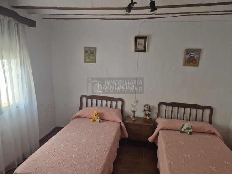 Foto a9cc03ad-b03b-49a2-9e35-170879c9e57d. Casa a calle sofia ruiz 39 a Hinojosos (Los)