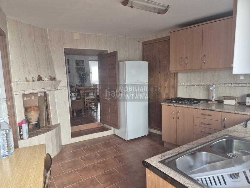 Foto c6aa3349-0ac6-4892-99fc-6e6da4f5e949. Casa a calle sofia ruiz 39 a Hinojosos (Los)