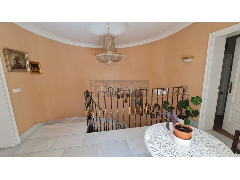 Foto faf9f0d5-6afe-4dee-b685-b7199a43ecb5. House with parking in Quintanar de la Orden