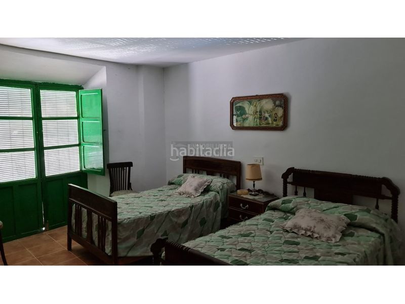 Foto 9b8aa941-5767-4f27-99c6-0a493fe16bdf. Casa in plaza de la constitución 8 in Hinojosos (Los)