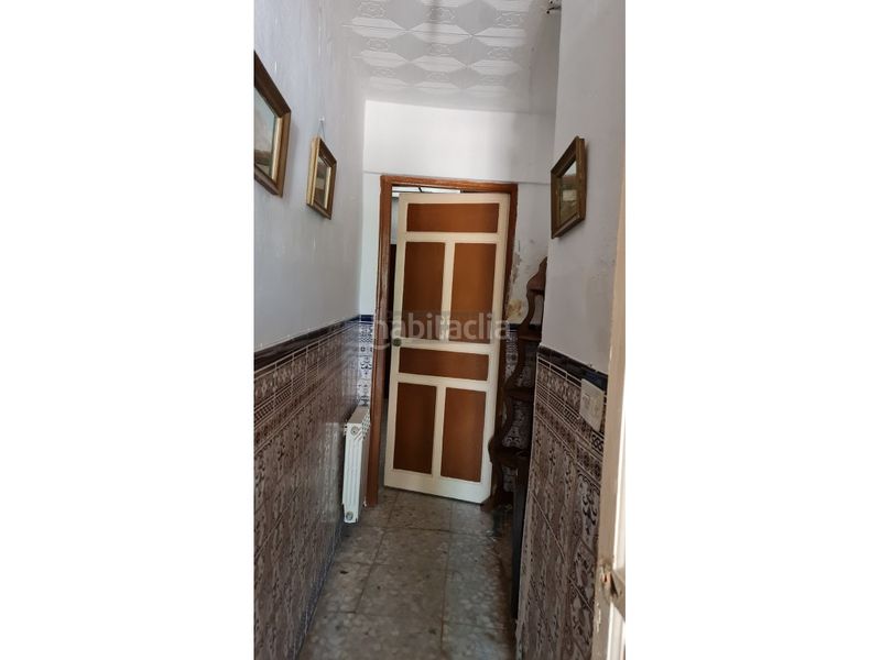 Foto f5d3cbca-e569-4455-ba0b-7b5fcb42d0c1. Casa in plaza de la constitución 8 in Hinojosos (Los)