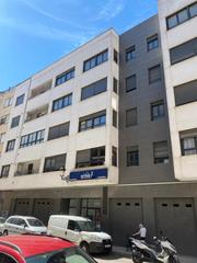 Aparcament cotxe a Calle ramón y cajal 11. Plaza de garaje y trastero. sin comisión de agencia