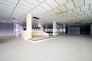 Local Comercial a Avinguda de la senyera 11. No cobramos comisión