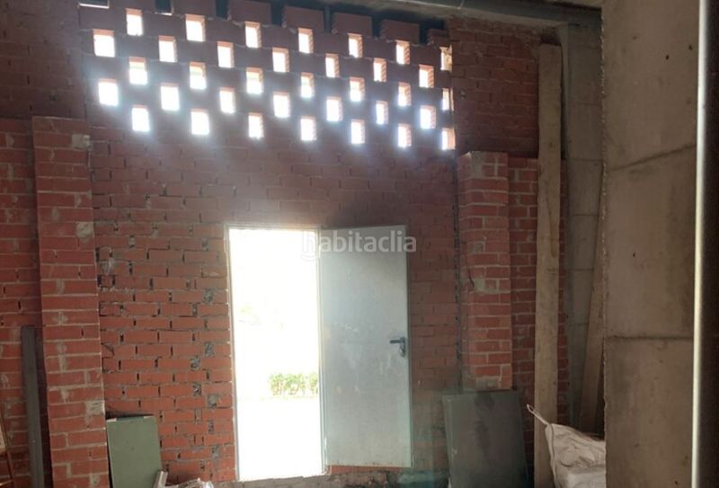Foto 9f420675-2ddb-4ad3-8e3f-d550291c8a49. Local comercial a Utiel