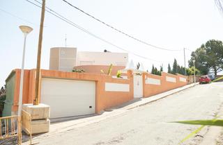 Lloguer Casa a Sierra Perenchiza-Cumbres de Calicanto-Sto Domingo. Vivienda en alquiler en santo domingo, calicanto, torrente, vale