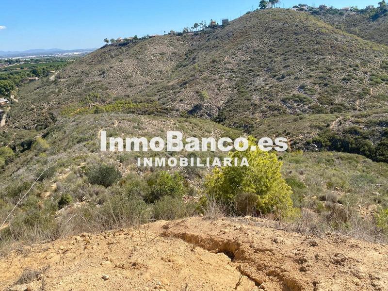 Foto 96923ed2-b79d-4b53-baf8-1f157975a03a. Terreno residenziale in carrer del general cavalcanti 42 in Torrent