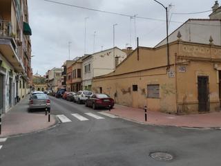 Local Comercial a Carrer de la mestra inés mir 16