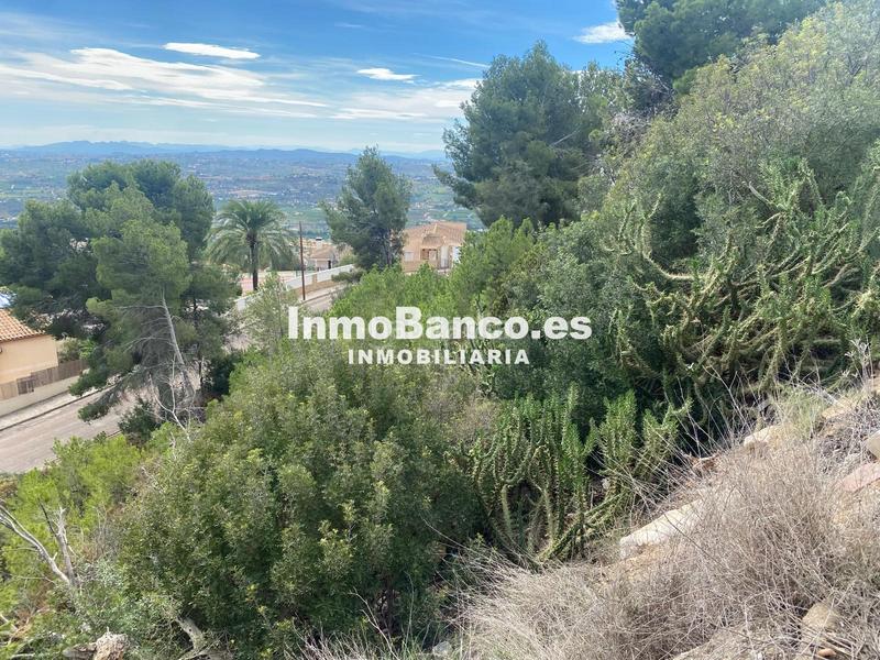 Foto f9410e13-f749-4605-8397-7b1b9b3b3562. Terreno residenziale in calle pascual y genís 869 in Chiva