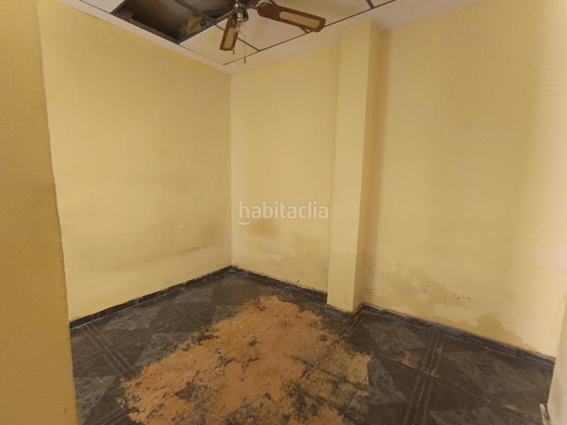 Foto 2a6a4550-ab9f-4f43-9370-81a55df2d881. Local comercial en carrer del picaio 20 en Barrio Benicalap Valencia