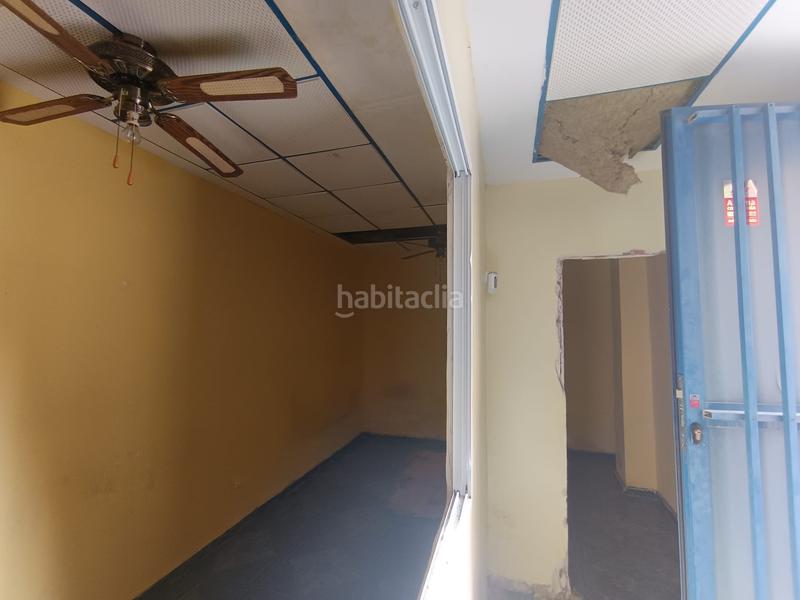 Foto 75c48e1f-0ac8-417c-aad2-c2a8ddeee962. Local comercial en carrer del picaio 20 en Barrio Benicalap Valencia