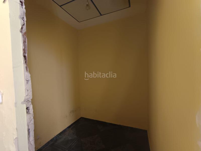 Foto aab0f2d9-0e7a-4935-aa6f-2223047d0ac2. Local comercial en carrer del picaio 20 en Barrio Benicalap Valencia