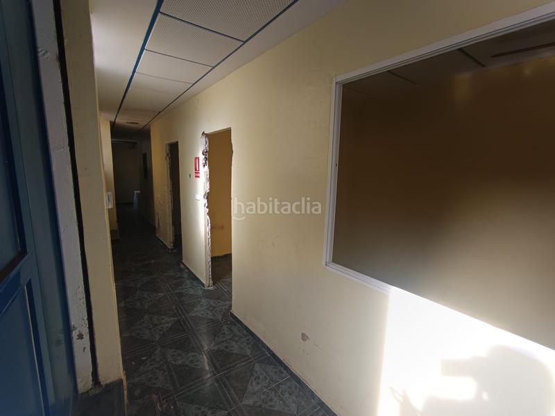 Foto b4c5d70c-84ab-4950-bbe6-4a200c29104b. Local commercial dans carrer del picaio 20 dans Barrio Benicalap Valencia