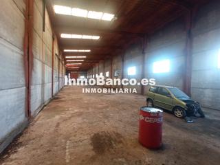 Nau industrial a Camino cementerio 10. Sin comisión