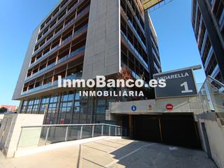 Lloguer Local Comercial  Calle andarella. Te interesa este local ¡¡¡ llamanos!!