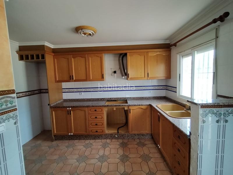 Foto 3732aa2b-0717-43b3-8db5-799f5896f40c. Chalet avec parking piscine dans Montroy