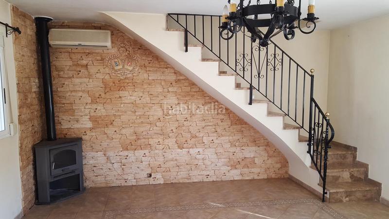 Foto 69cd50e9-659b-40d2-a7e8-5f4917ad1218. Chalet avec parking piscine dans Montroy