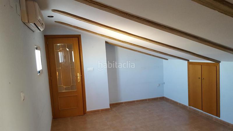 Foto e39d6d3b-1a6c-47f8-befd-606963b2c804. Chalet avec parking piscine dans Montroy