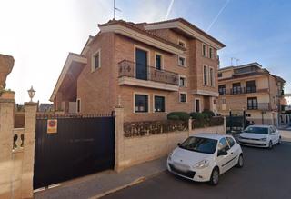 Casa a Carrer bon aire 46. Casa en venta , inversores, ocupado