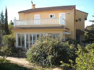 Xalet  Carrer del xop. Chalet ocupado
