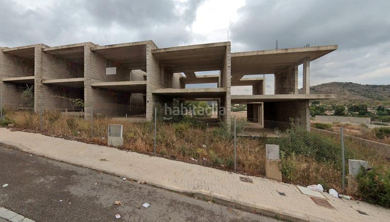 Foto 304e5fea-ace3-4ddc-82b4-d4103e07274d. Edifici a calle uea sector sr6 7 a Benaguasil