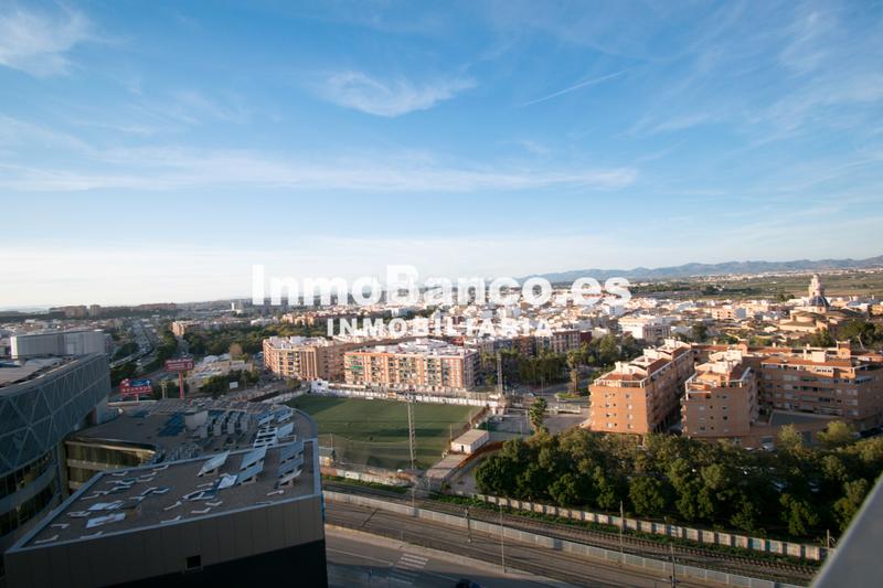 Foto 7c24e0ef-82f4-4c5a-a22e-07f81e2fe6f4. Alquiler loft  con terraza con zona comunitaria en Burjassot