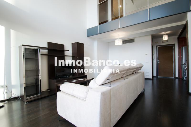 Foto c3ea490c-d6b3-4a12-9ddf-325ba91d9c7b. Alquiler loft  con terraza con zona comunitaria en Burjassot