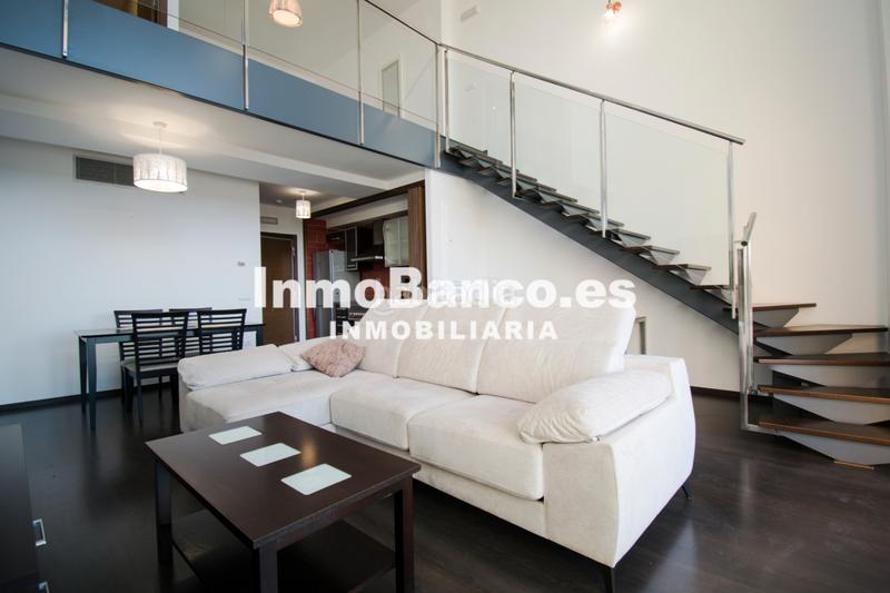 Foto bb619829-ca00-4175-b491-73cac4bf1e23. Rent loft with heating parking pool in El Castell Burjassot